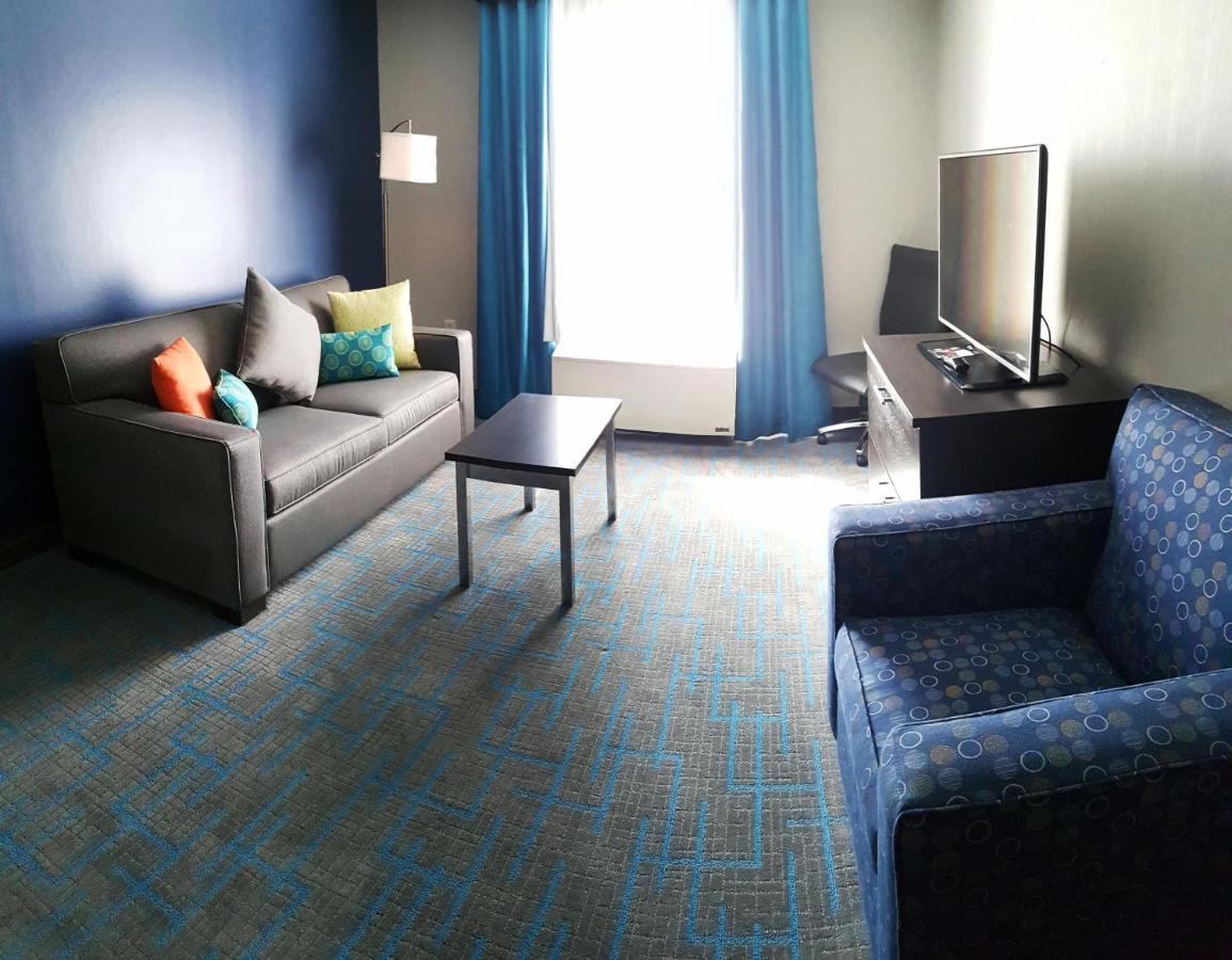 Holiday Inn & Suites Syracuse Airport - Liverpool By Ihg Exteriör bild
