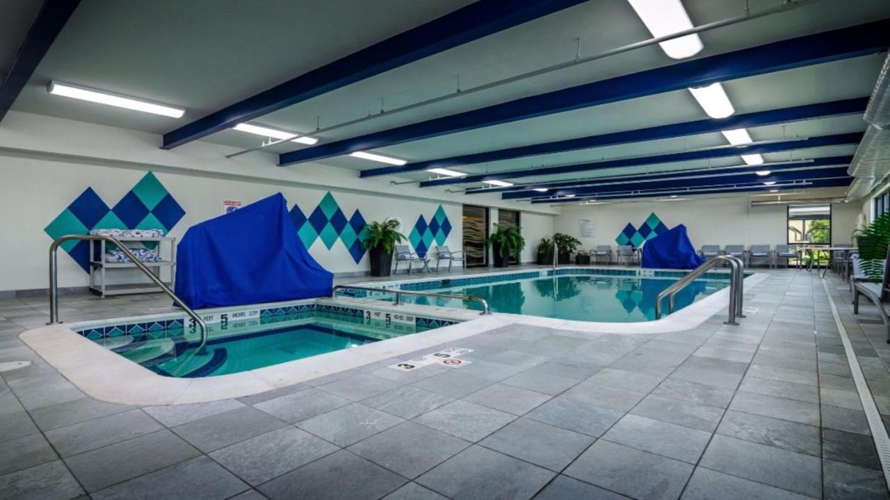 Holiday Inn & Suites Syracuse Airport - Liverpool By Ihg Exteriör bild