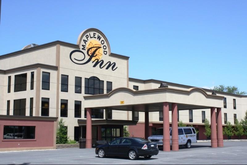 Holiday Inn & Suites Syracuse Airport - Liverpool By Ihg Exteriör bild